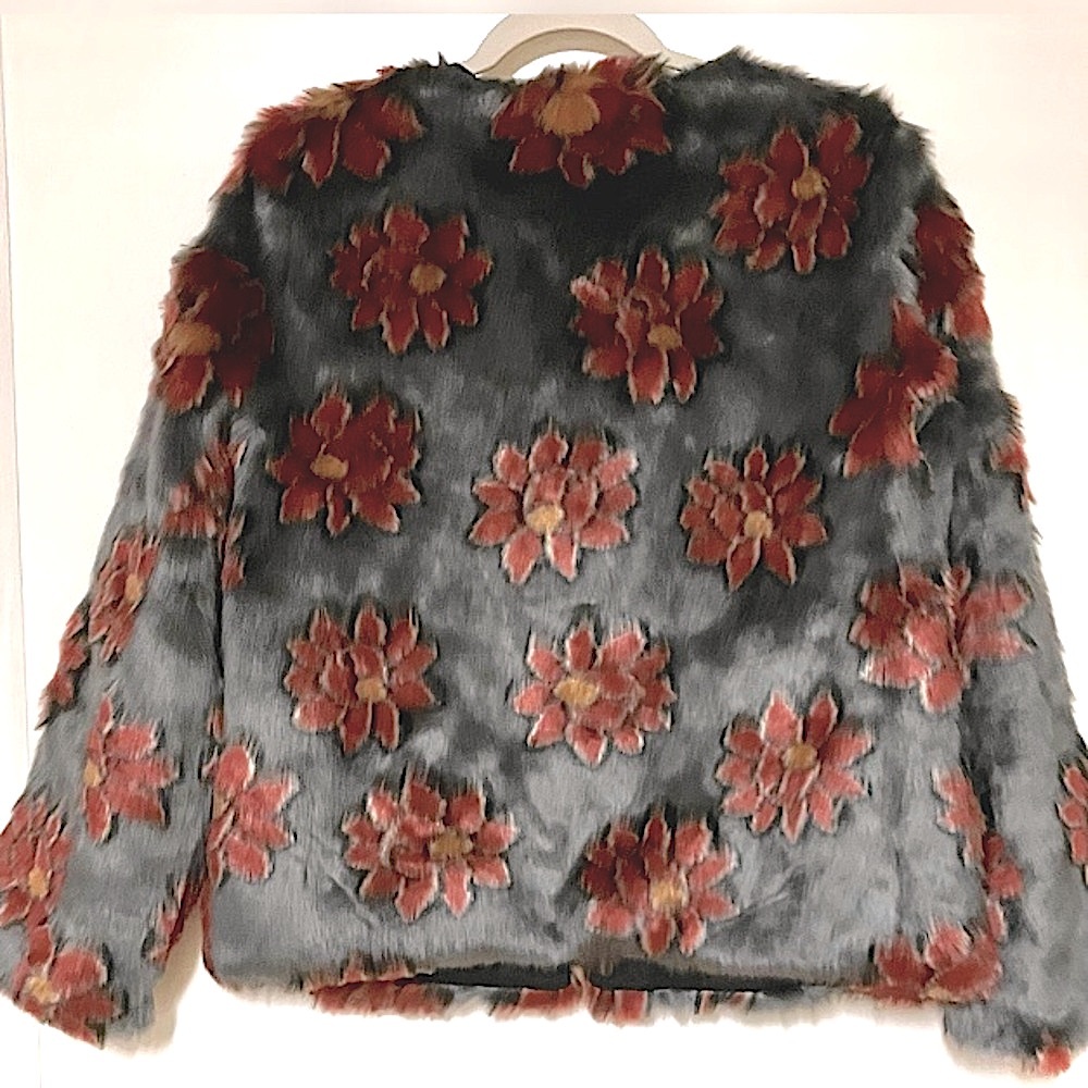 Unreal Fur Size M Floral Faux Fur Teddy Jacket - Gray and Red